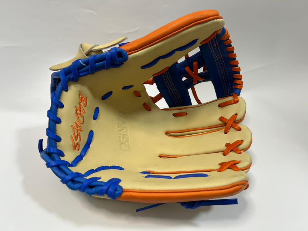 11.75" RHT Premium Pro Fielding Glove