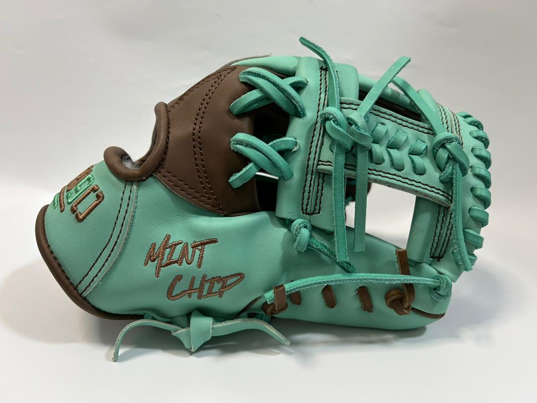 11.5" RHT Premium Pro Fielding Glove